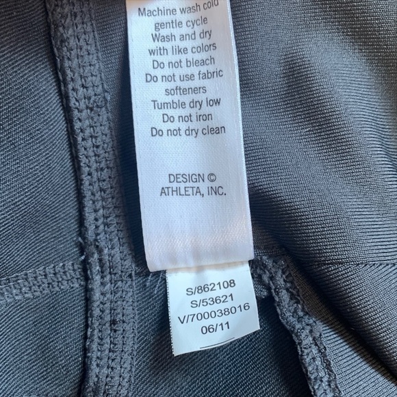 Athleta Yoga Bike Short Leggings Grey Size SP - Picture 9 of 12